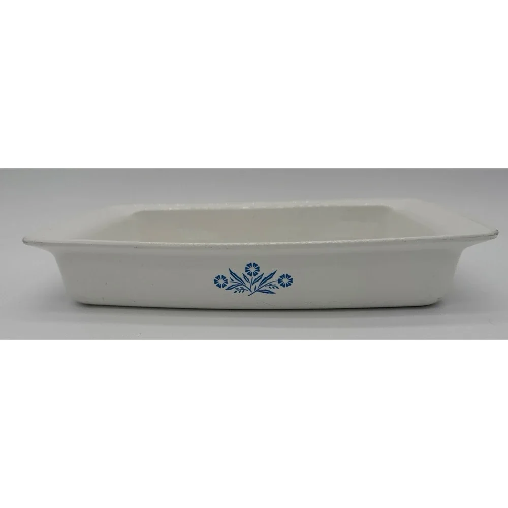 Vintage Cornflower Milk Glass Cottagecore Rustic Retro Farmhouse Casserole Pan